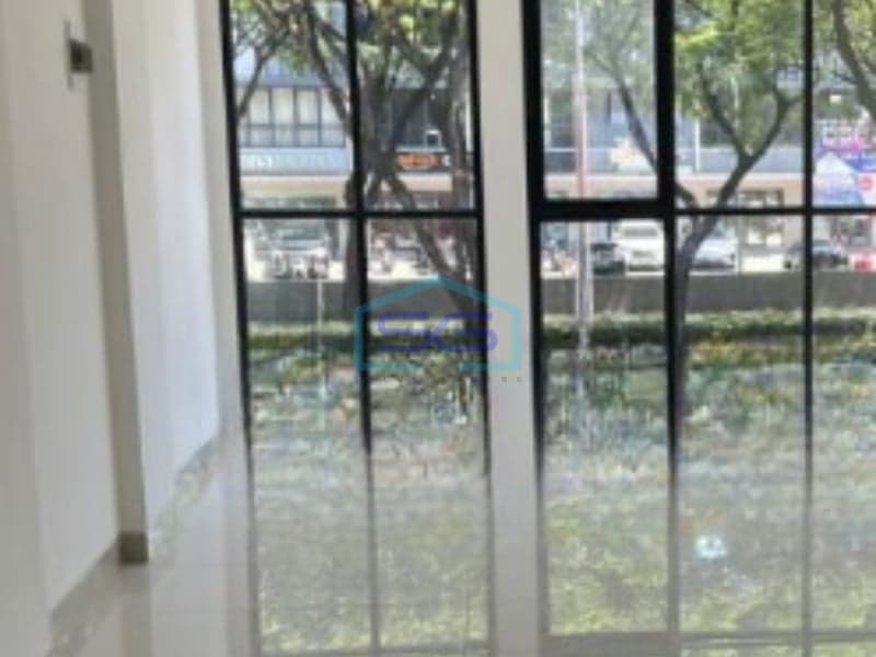 Disewakan Ruko Lokasi Bebas Banjir 3 Lantai di BSD Tangerang Selatan