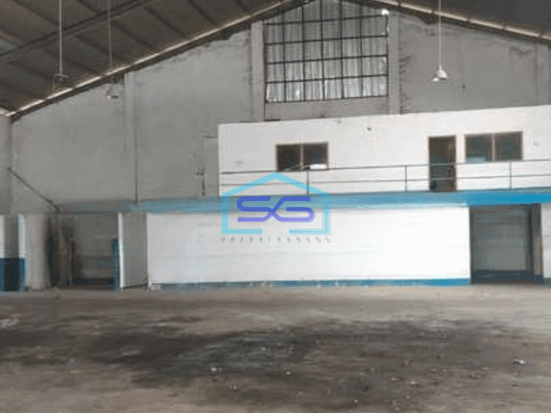 Dijual Gudang Luas Bangunan  4600 m² Lokasi Strategis di Curug Tangerang