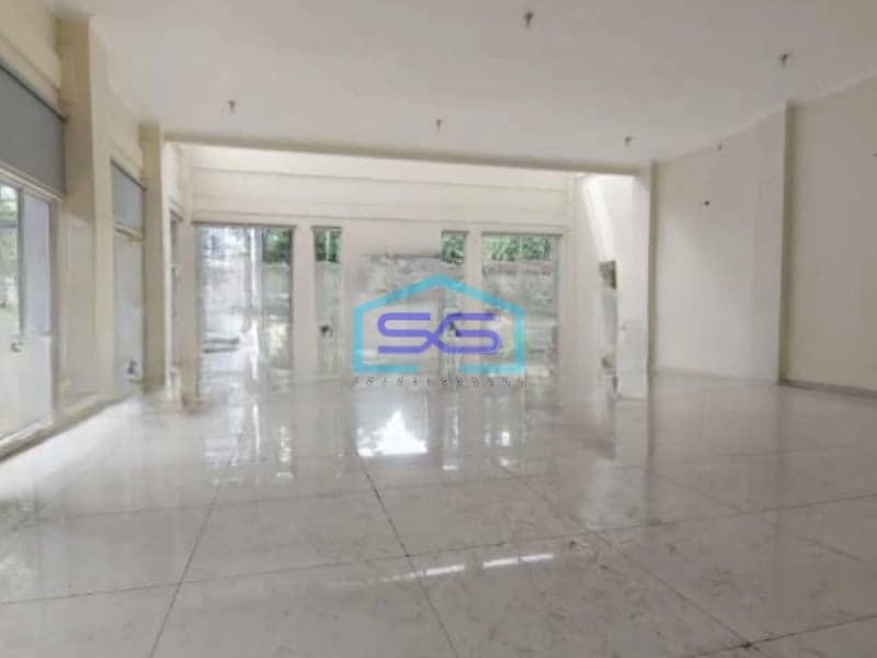 Dijual Murah Kantor Luas Bangunan  988 m² Lokasi Kelapa Gading Jakarta Utara