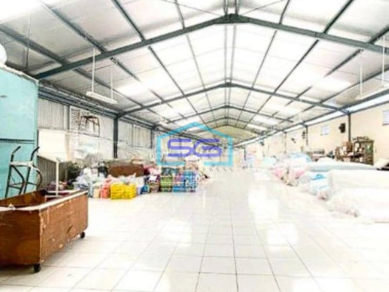 Disewakan Gudang Akses Kendaraan 40 Feet di Marunda Center Tarumajaya Bekasi LB 2000m2