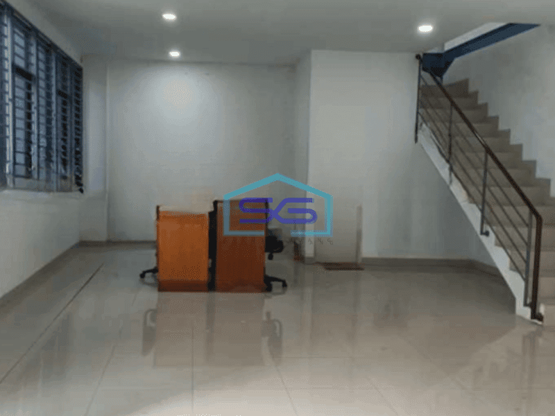 Disewakan Gudang Luas Bangunan  600 m² Ada Kantor di Cengkareng Jakarta Barat