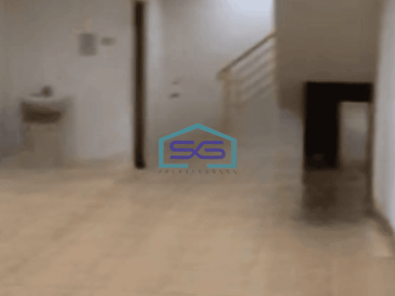 Dijual Cepat Ruko 3 Lantai Luas Bangunan  160 m² di Taman Palem Jakarta Barat