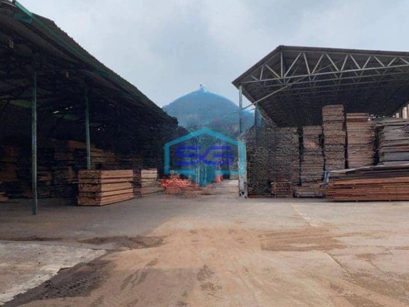 Dijual Cepat Pabrik Dan Gudang Aktif Area Manyar Gresik LT 6610m2