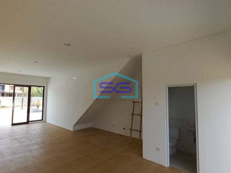 Disewakan Ruko Baru 3 Lantai Lokasi Strategis Area Lippo Cikarang LB 1442m2