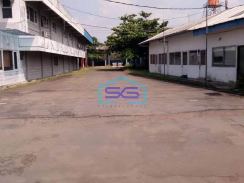 Dijual Gudang Akses Mudah Jalan Raya Bogor Cibinong Luas Tanah 90000m2