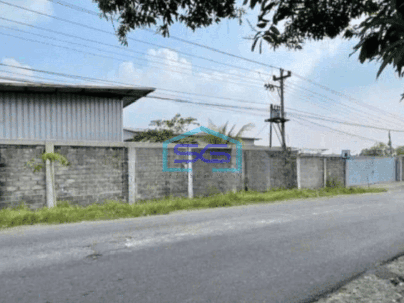 Dijual gudang lokasi KebakKeramat Sragen Luas 7653m
