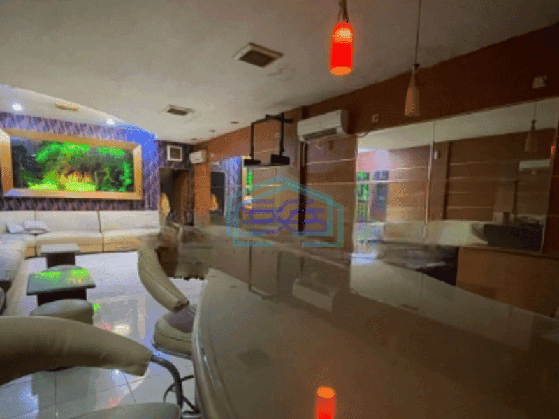 Dijual Ruko Plus Bisnis Sudah Jalan di Pusat Kota Kedungdoro Luas Bangunan 1200 m²