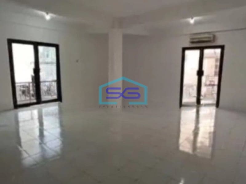 Dijual Ruko Area Parkir Luas Lokasi Surabaya Kota Kondisi Bangunan Bagus