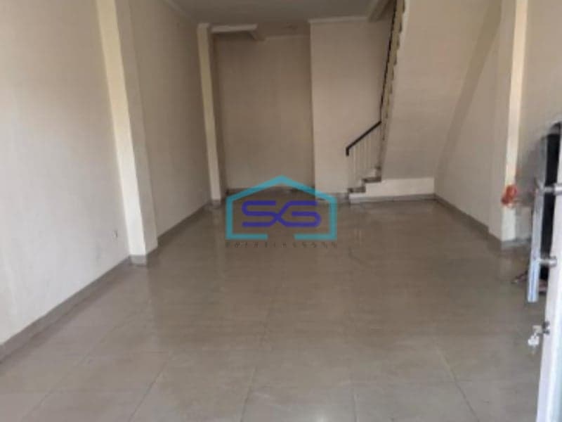 Dijual Ruko Bangunan 3,5 Lantai di Jakarta Barat Luas Bangunan 236m2