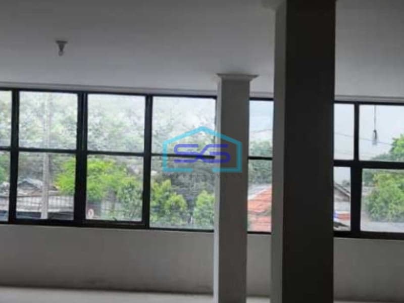 Disewakan Ruko Luas Bangunan  360 m² Lokasi Bebas Banjir di Bekasi