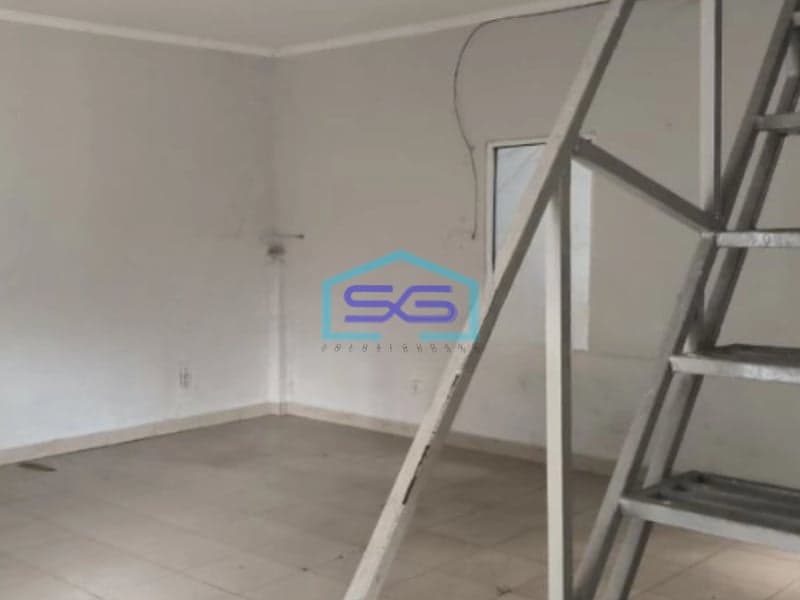 Disewakan Gudang Ada Kantor Luas Bangunan 800 m² Lokasi Bebas Banjir di Tangerang