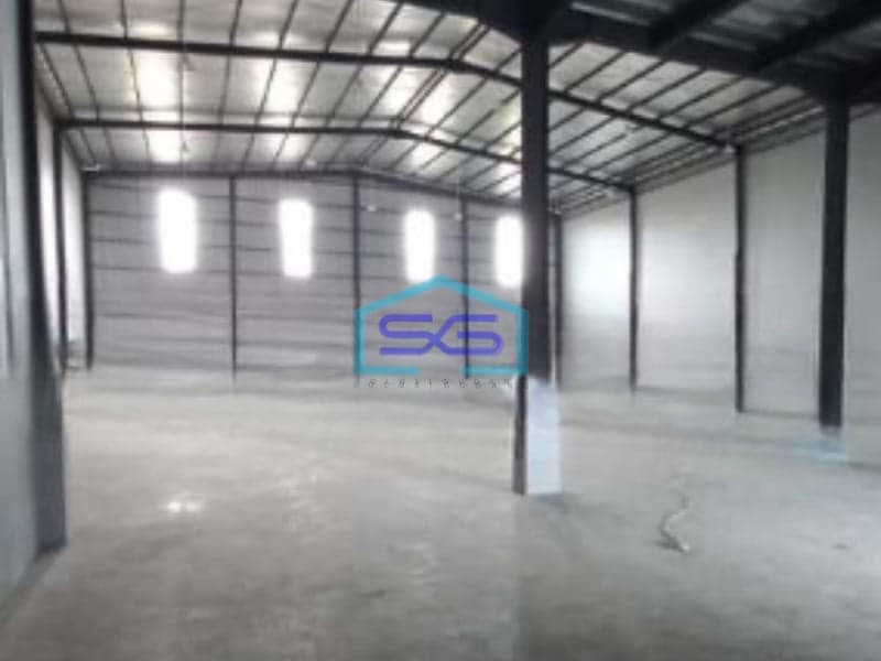 Disewakan Pabrik Lokasi Strategis di Cikarang Luas Tanah 1043 m²