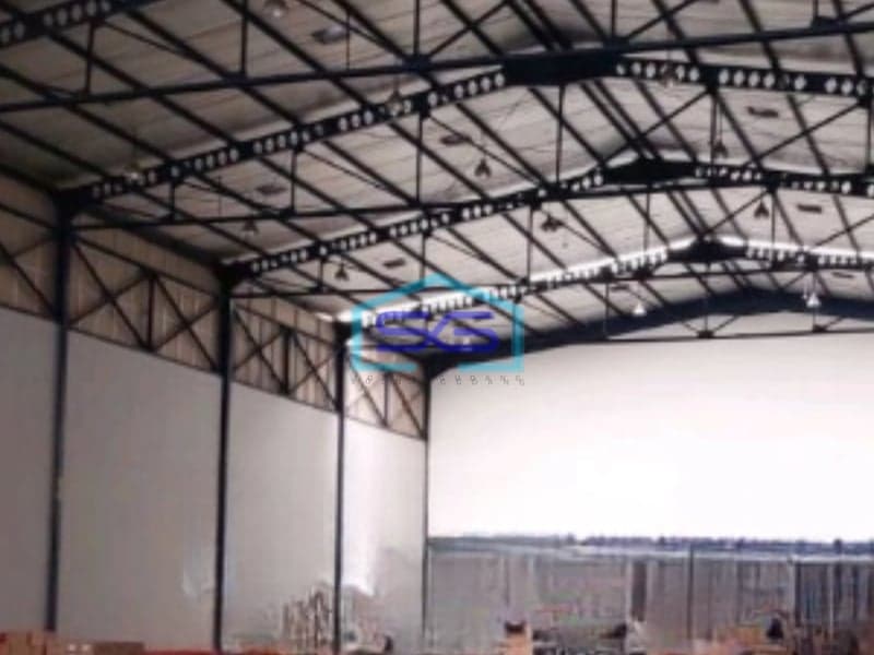 Dijual Gudang Bagus Ada Loading Dock Luas Bangunan  7000 m² Lokasi di Surabaya