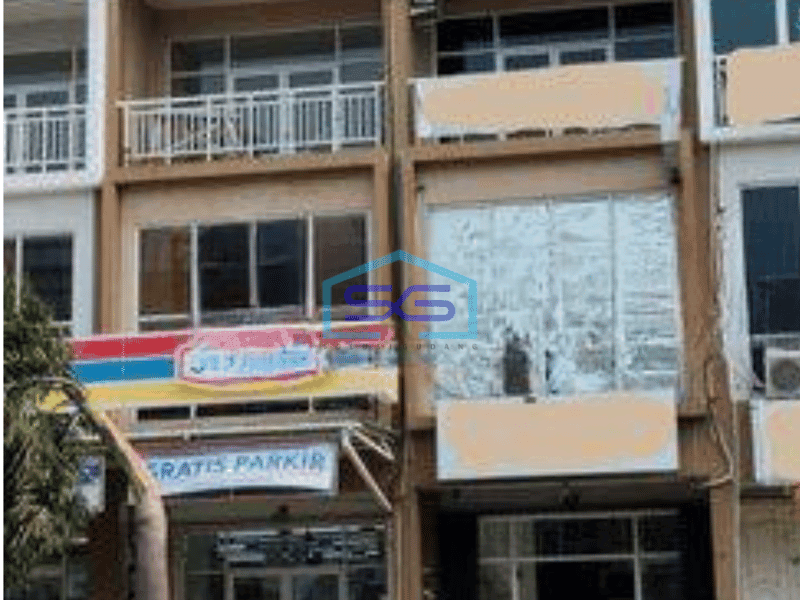 Disewakan Cepat Ruko 3 Lantai di Taman Surya 5, Kalideres