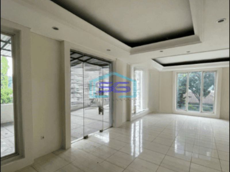 Disewakan Ruko 3 lantai di Area Bangka Kemang Luas Tanah 220 m²