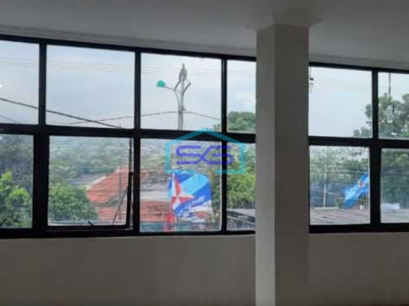 Disewakan Ruko 3 Lantai Siap Pakai Cocok untuk Office di Narogong Bekasi Kota Luas Bangunan  360 m²