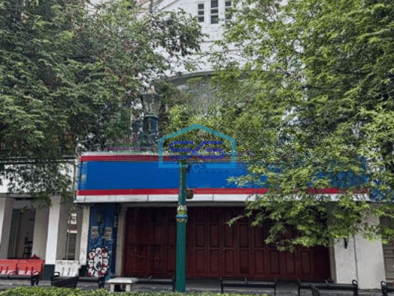 Disewakan Ruko Siap Pakai Area Permium Bisnis Cocok Kantor di Yogyakarta LB 2400m2