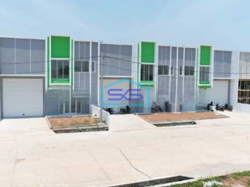 Dijual Gudang Baru Type Aster Lengkap dengan Kantor 2 Lantai Di Surya Grand Cisoka Luas Bangunan  310 m²
