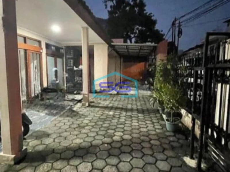 Dijual Kantor Super Strategis Pleburan Semarang Luas Bangunan 350m2