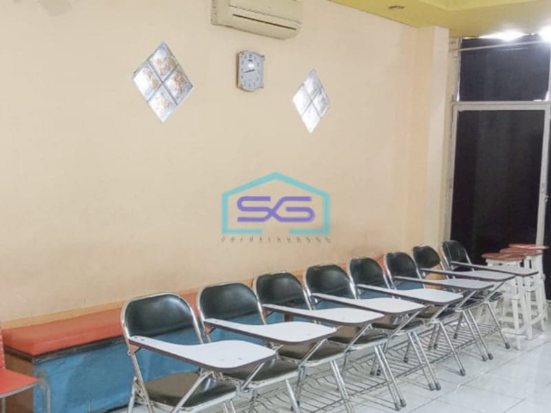 Dijual Ruko Strategis 3 Lantai di Jl. Jaksa Agung R. Soeprapto Bukit Besar Palembang LB 336m2