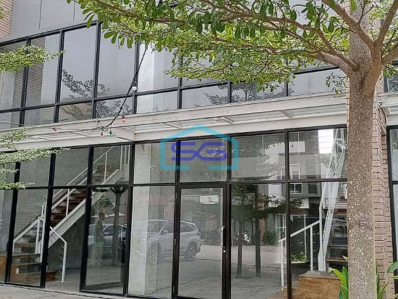 Disewakan Ruko Type Mezzanine 2 Pintu di Noerdin Panji Palembang LB 200m2