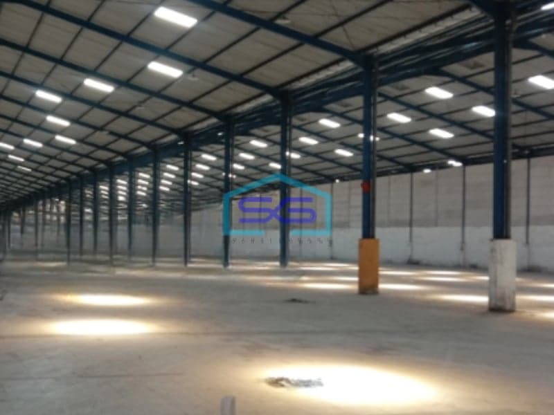 Disewakan Gudang Bebas Banjir Luas Bangunan 10000 m² Lokasi Surabaya Kota