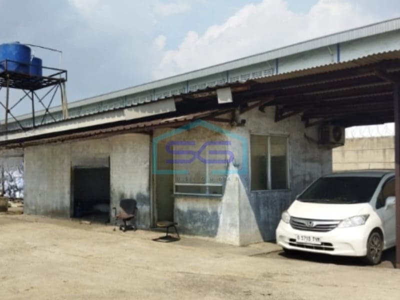 Dijual Gudang Luas Bangunan 4000 m² Lokasi Siap Huni Bebas Banjir di Serang