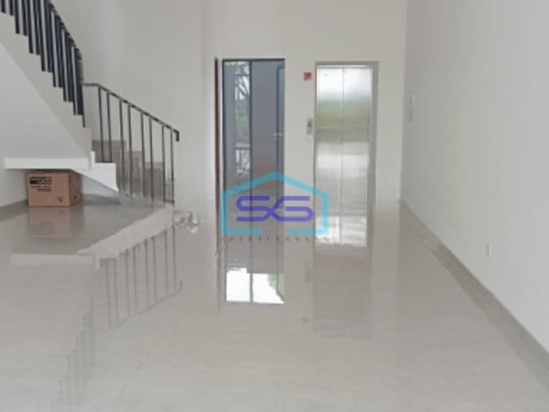 Disewakan Ruko Lokasi Bebas Banjir Luas Bangunan  348 m² di BSD Tangerang