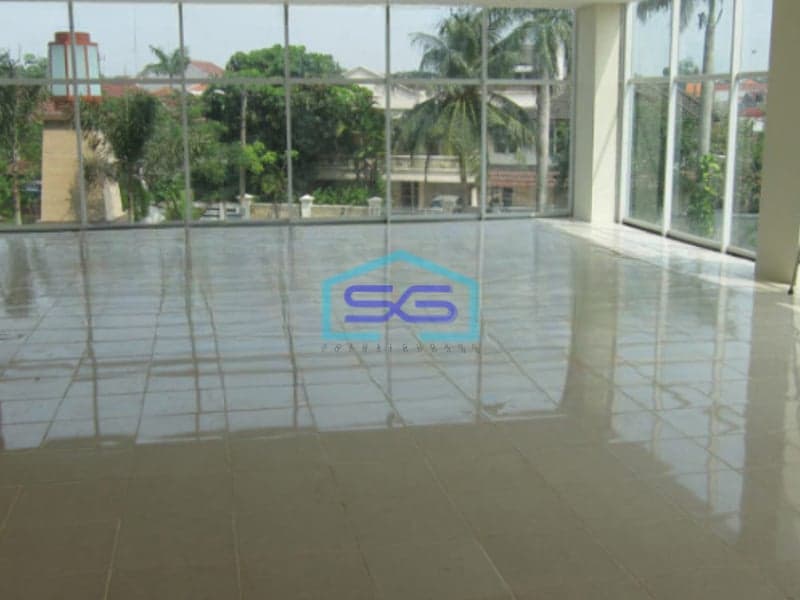 Dijual Ruko 3 Lantai Luas Bangunan  252 m² Lokasi Bebas Banjir di Kembangan Jakarta Barat