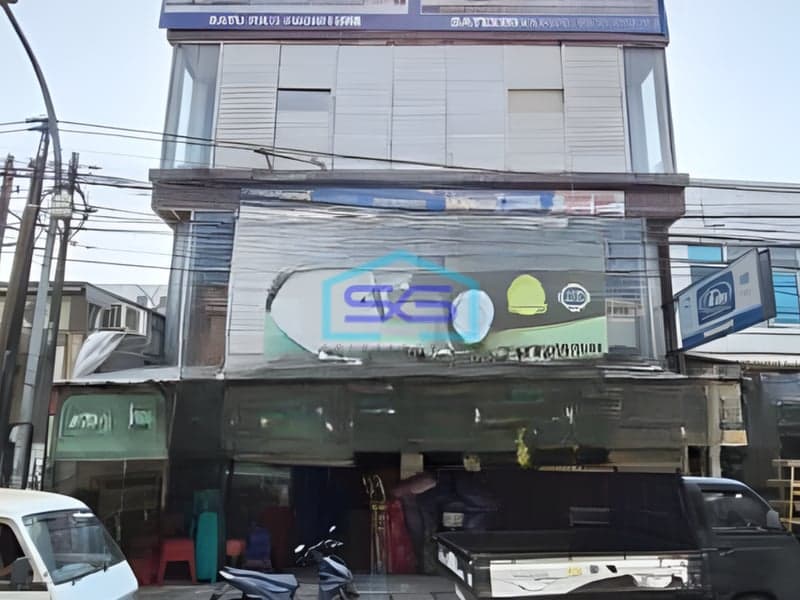 Disewakan Ruko 3 Lantai Luas Tanah  300 m² di Ciputat Tangerang Selatan