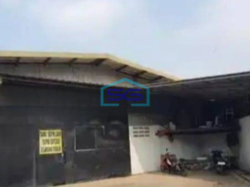 Disewakan Gudang Siap Pakai di Kavling Dpr Cipondoh Luas Tanah 800 m²