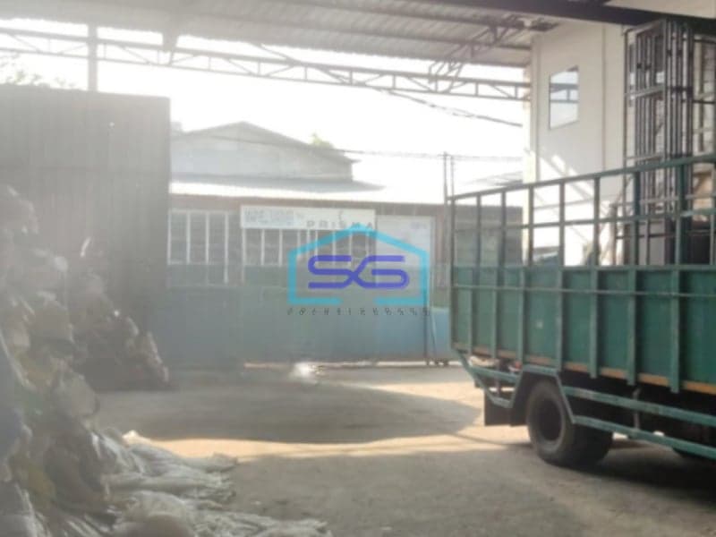 Disewakan Gudang Kavling DPR Cipondoh Tangerang Luas Bangunan 1800m2