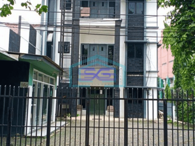 Disewakan Gedung 3 lantai Tb.Simatupang pasar minggu dekat antam