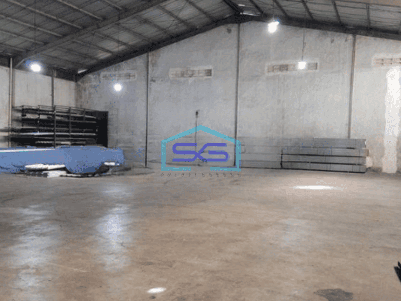 Disewakan Gudang Ada Kantor Luas Bangunan  1250 m² Akses Container 40 Feet di Krian Sidoarjo