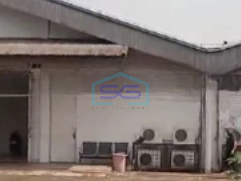 出售：位于丘里格靠近比通收费站的战略性工厂/仓库，占地5195平方米
