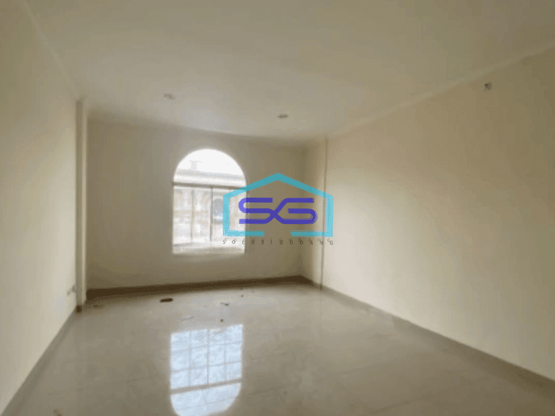 Disewakan Ruko Di Green Lake City Jakarta Barat Luas Bangunan 90 m²