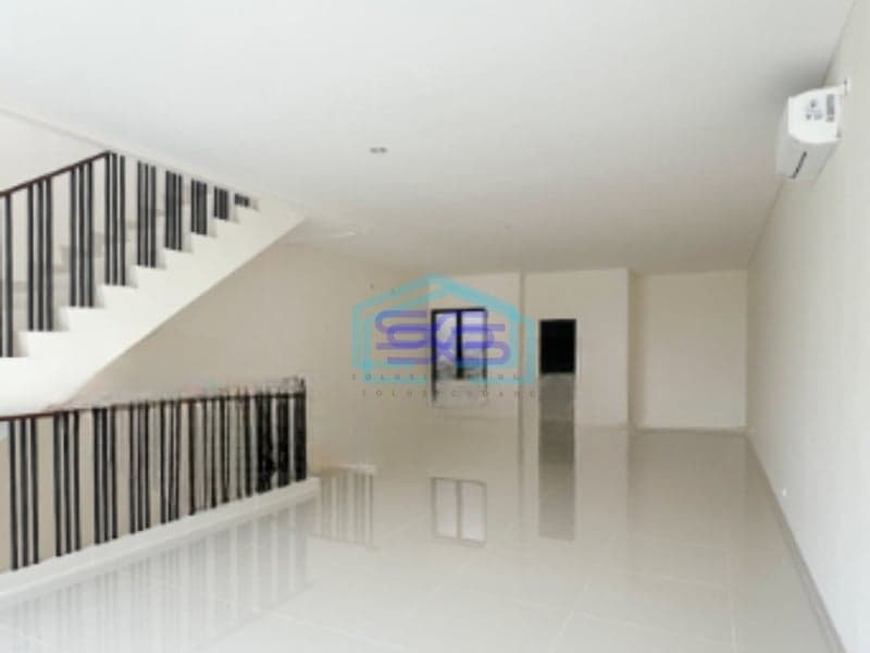 Disewakan Ruko 3 Lantai Luas Bangunan 268 m² Lokasi di Gading Serpong Tangerang