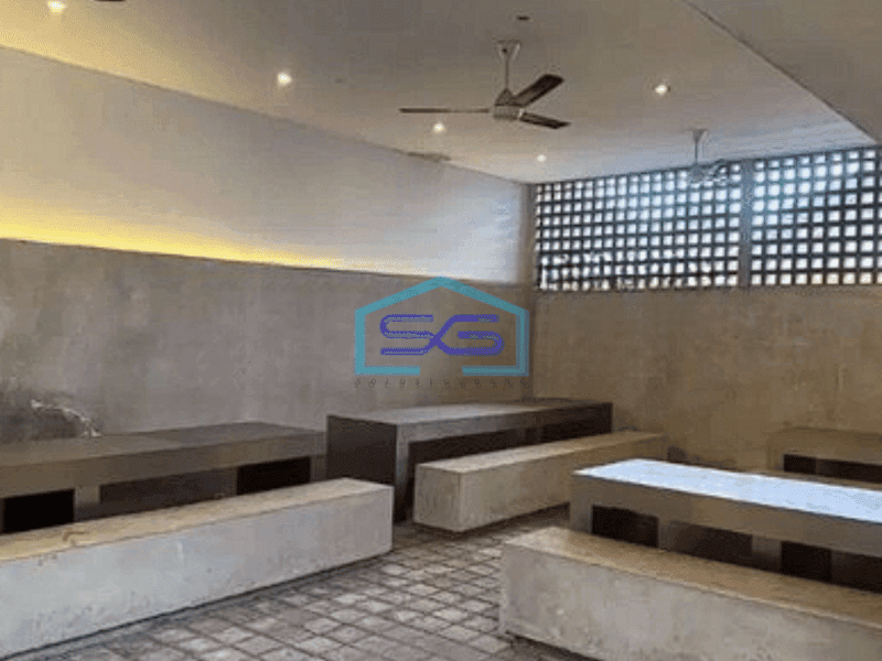 Disewakan Ruang Usaha Siap Pakai Area Jalan Kaliurang Sleman Yogyakarta LT 380m2