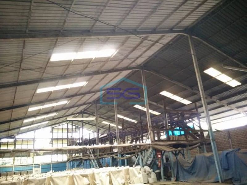 Gudang disewakan di cileungsi bekasi luas luas 5000m