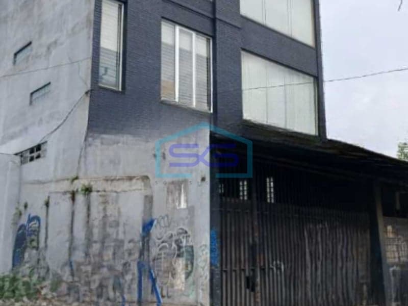 Dijual Ruko Lokasi Strategis Luas Tanah  135 m² Sap Huni di BSD Tangerang Banten