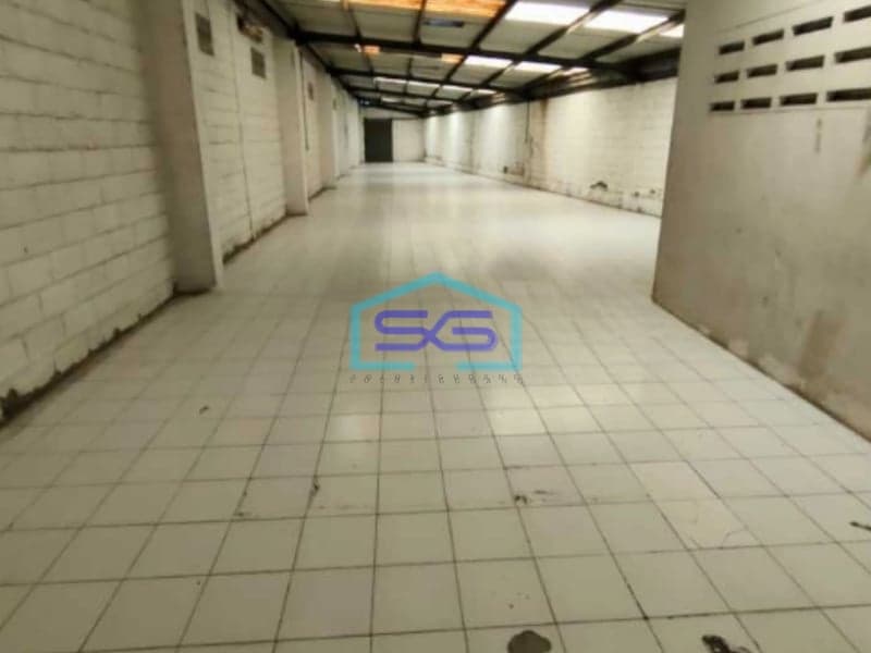 Dijual Tanah dan Bangunan Gudang Ex Pabrik di Daerah Pasar Kamis Tangerang LT 27070m2