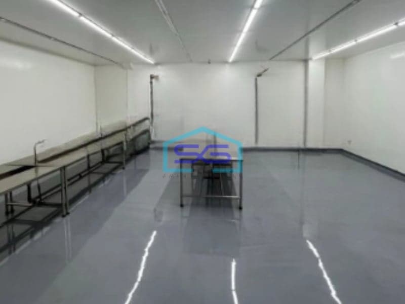 Dijual Gudang Luas Bangunan 1100 m² Lokasi di Tangerang Akses Container