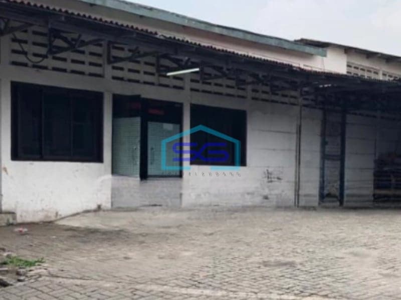 Disewakan Gudang Luas Bangunan  1000 m²  Lokasi Bebas Banjir di Petir Tangerang