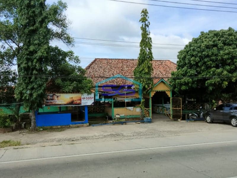 Dijual Tanah Beserta Bangunan di Jalan Mayjen Yusuf Singedekane, Palembang LT 4000m2