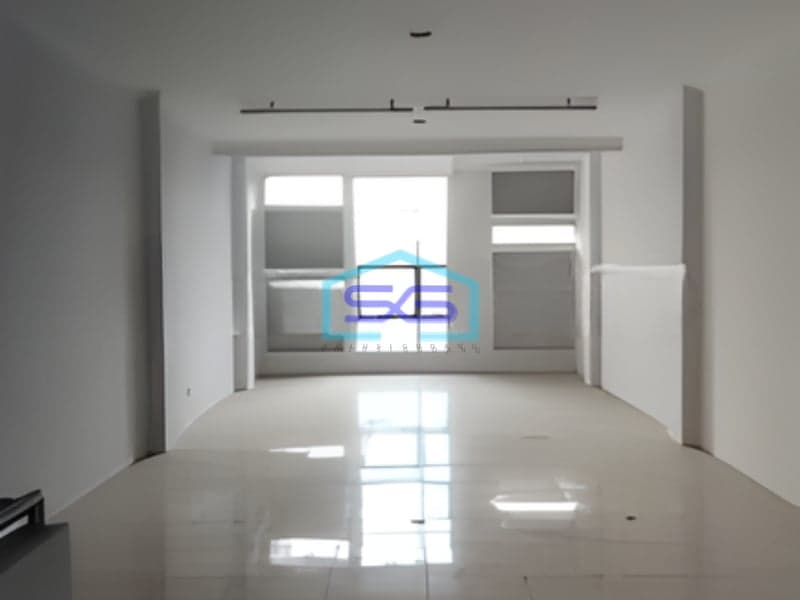 Disewakan Ruko Cepat Lokasi Mainroad di Gatot Subroto Bandung LB 200m2