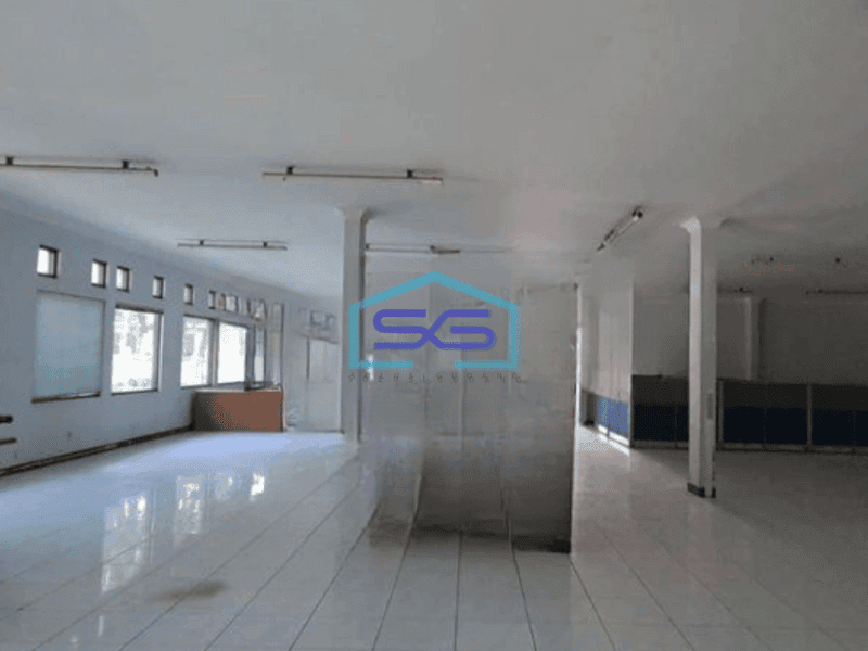 Disewakan Gedung Kantor Luas Tanah 2176 m² di Bandung Kota Lokasi Strategis