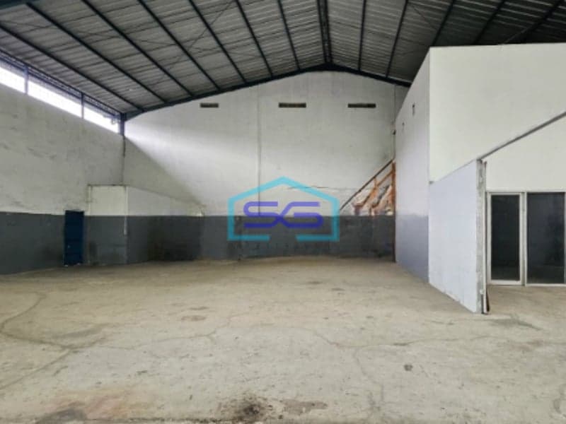 Disewakan Gudang Luas Tanah  3000 m² Lokasi Bebas Banjir di Tangerang