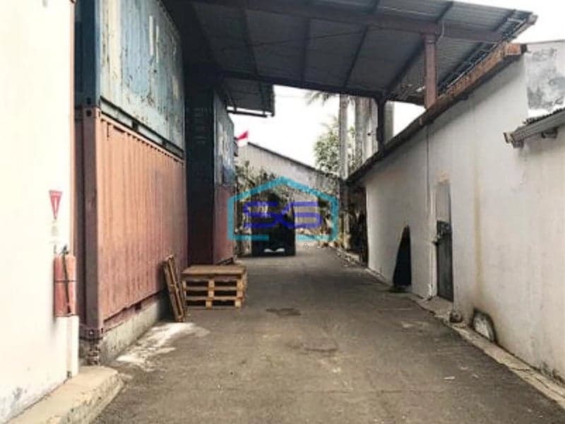 Disewakan Gudang Bagus Ex Pabrik Garmen Siap Pakai di Cibitung Bekasi