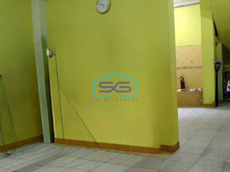 Disewakan Ruko Lokasi Strategis di Pejuang Bekasi Luas Bangunan 290m2