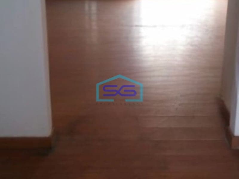 Disewakan Ruko Luas Bangunan 202 m² Lokasi Strategis di Menteng Jakarta Pusat